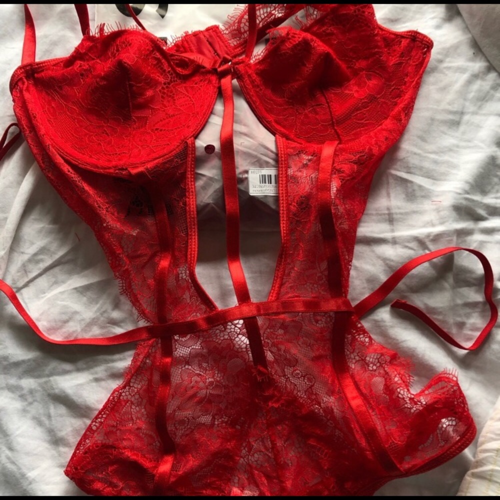 Red Lingerie Sets 🌹
